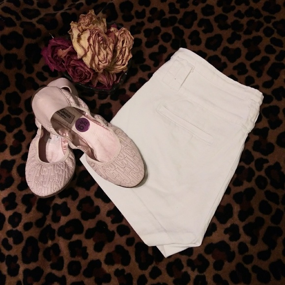 Short - Picture 2 of 2